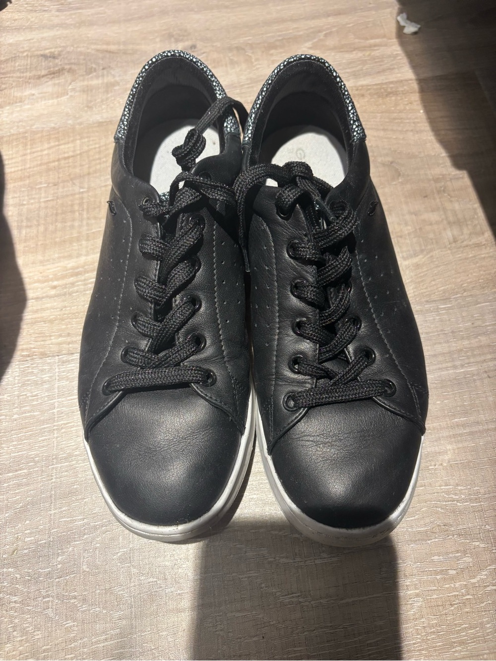 GEOX Women’s Black Casual Leather Sneakers